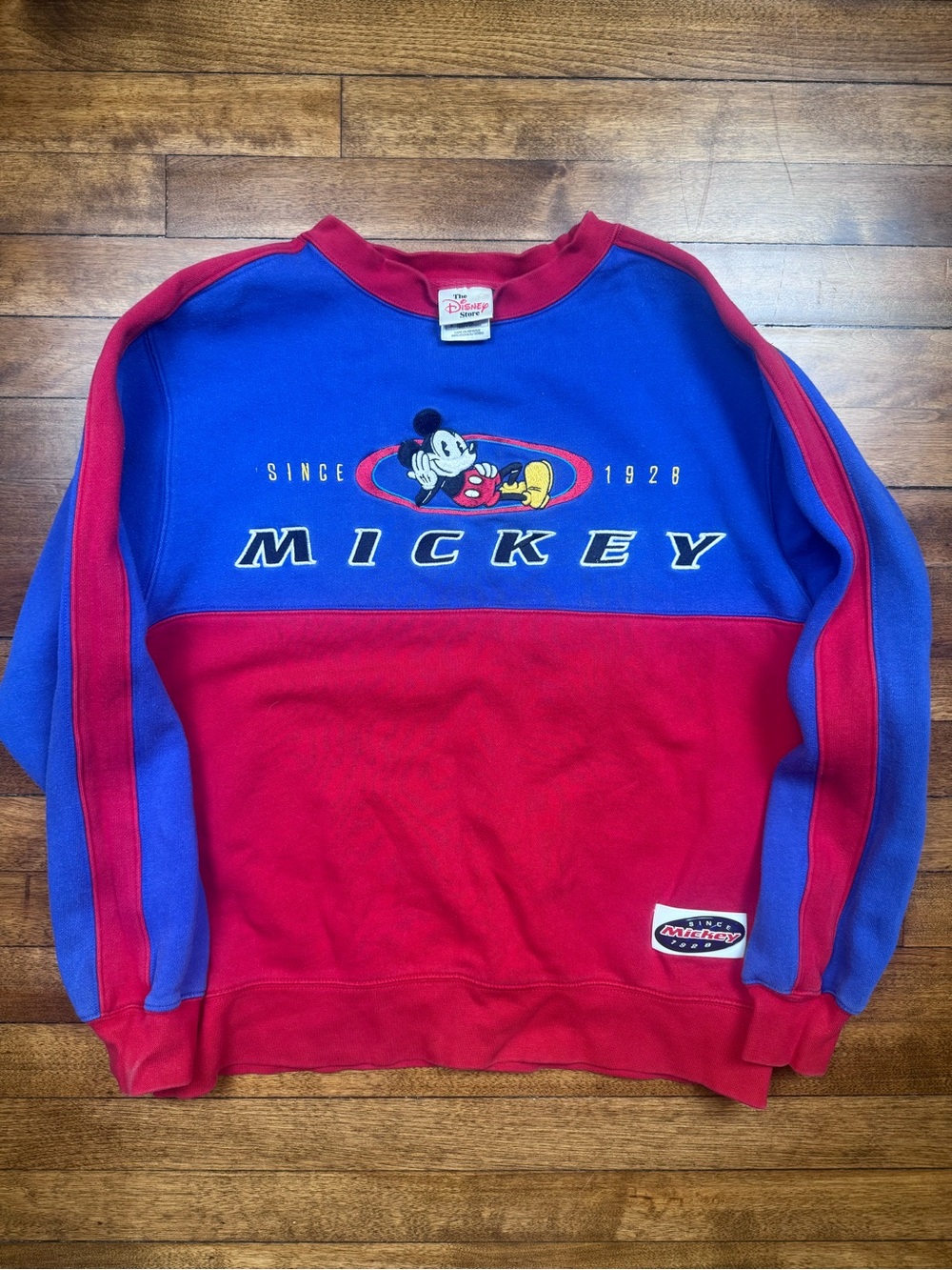 Vintage 1990s Disney Store Mickey Colorblock Crewneck Size Small